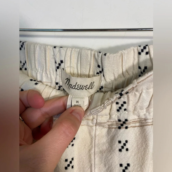 Madewell|| Printed Tapered Huston Pants, 100% cotton, Capri style. W/ po… - Picture 5 of 8